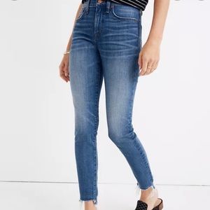 Madewell 9” High-Rise Skinny Crop (raw hem)